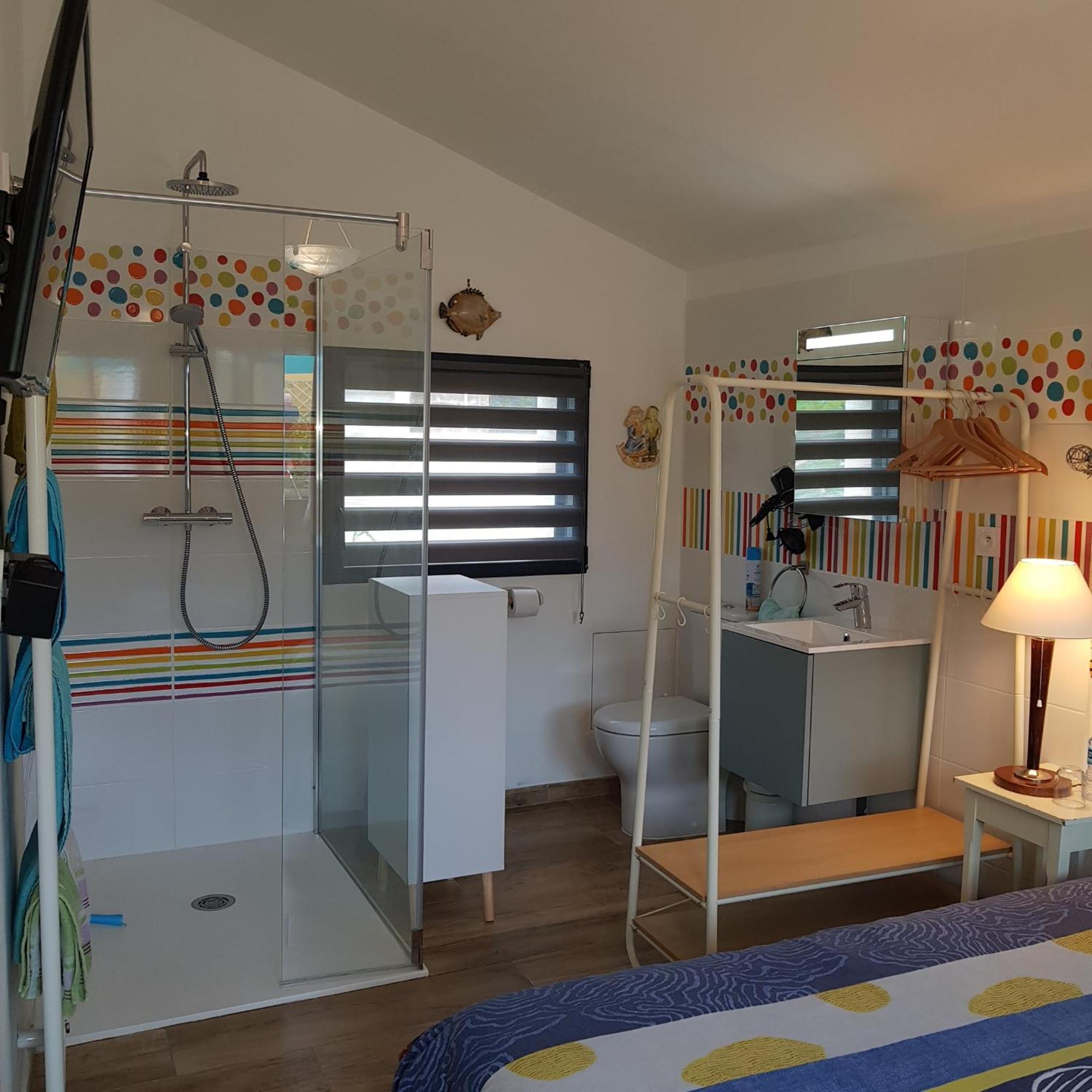 Le Jardin Bed and Breakfast Coudeville Exteriör bild